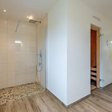 Nyaraló Ferienhaus Hedi *